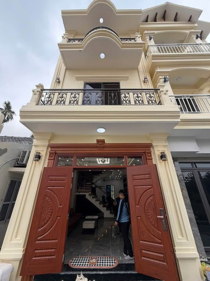 Nhà độc lập 3 tầng tại TDP Văn Phong, An Hải, Hải Phòng 50m² giá 2.48 tỷ - Chính chủ, hướng Đông