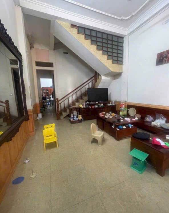 Nhà 2 Tầng Đường Kim Hải, Lào Cai 60m² giá 2.3 tỷ - Bán gấp, giá tốt!