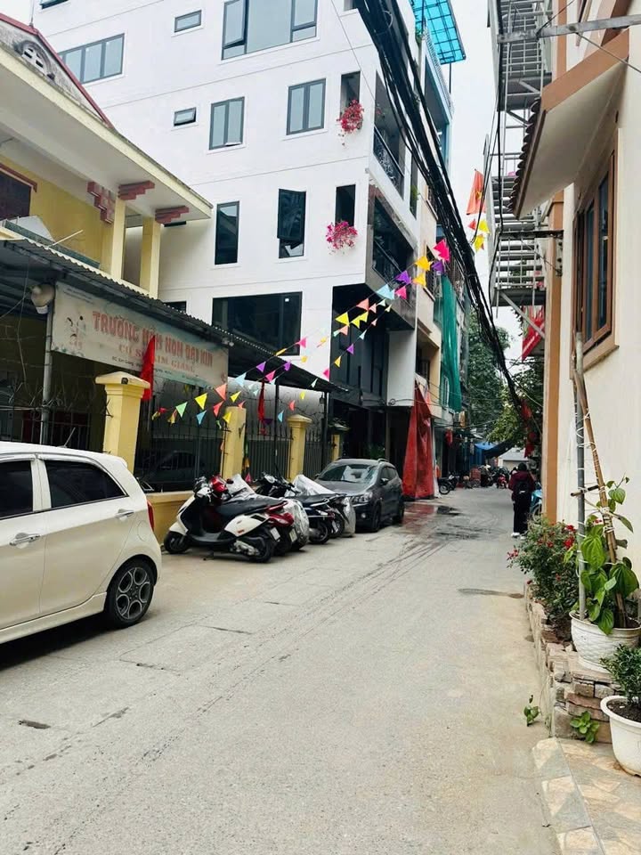 FrontHouse Kim Giang 36m² giá 11.45 tỷ - Vị trí kinh doanh đỉnh cao!