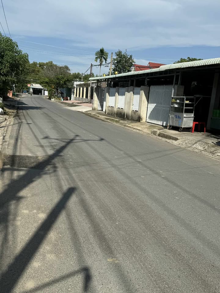 Đất thổ cư 100m² tại Ấp Bến, Huyện Bến Cầu - Giá chỉ 15 tỷ, thương lượng tốt!