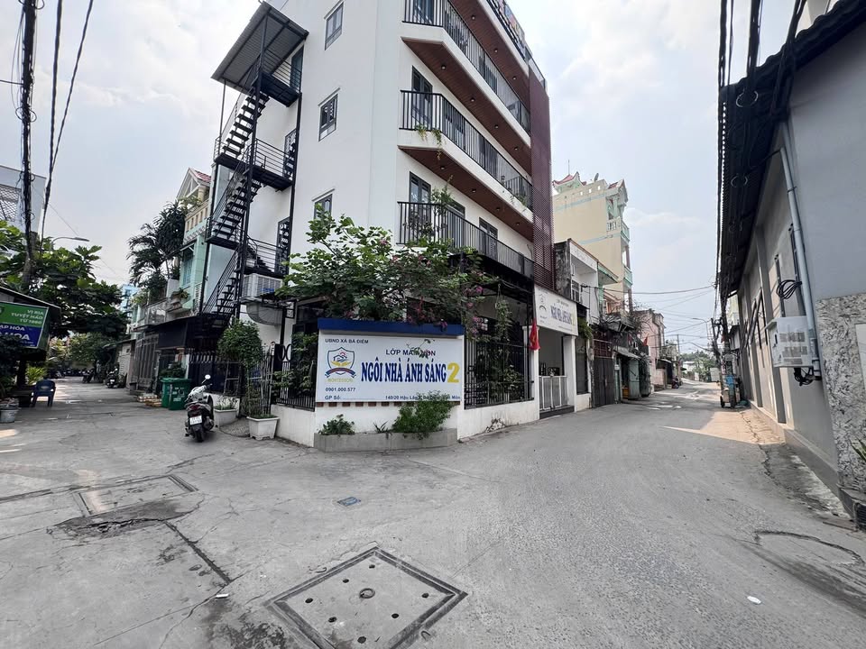 Nhà mặt tiền Nguyễn Thị Huê, Hóc Môn 80m² giá 2.85 tỷ - Sẵn sàng vào ở ngay Tết!