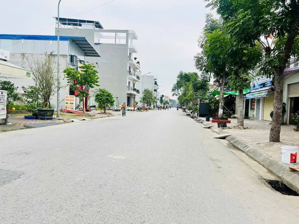 Đất nền Hùng Vương 100m² giá 4.6 tỷ - Vị trí trung tâm, đầu tư sinh lời!