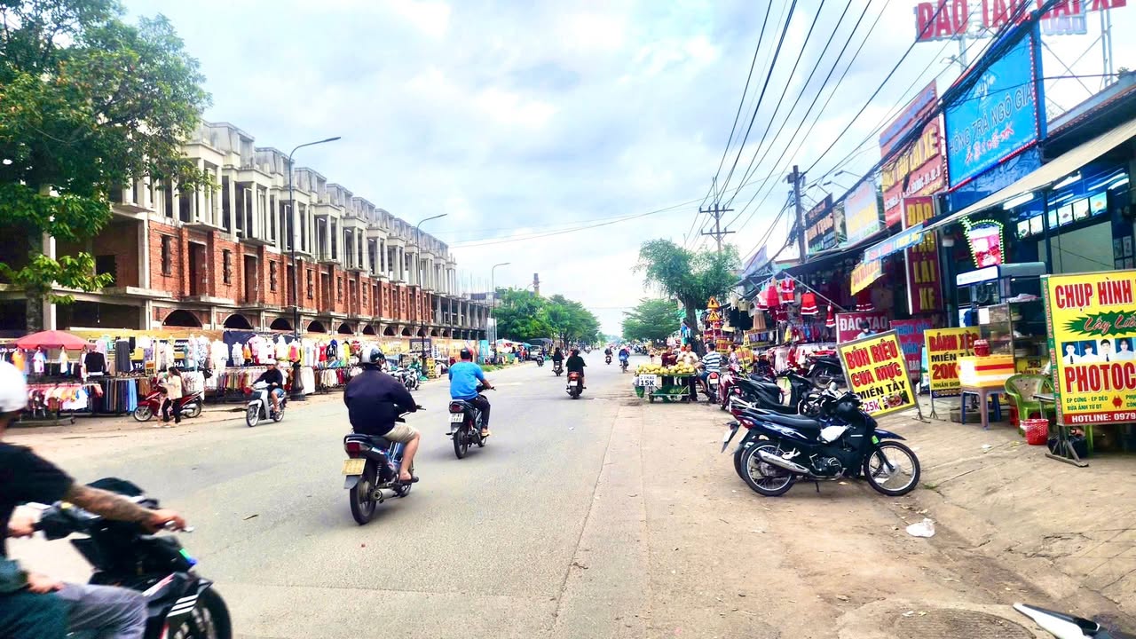 Mặt tiền kinh doanh tại Khu ICON CENTRAL, 250m² chỉ 15 tỷ - Cơ hội vàng đầu tư!