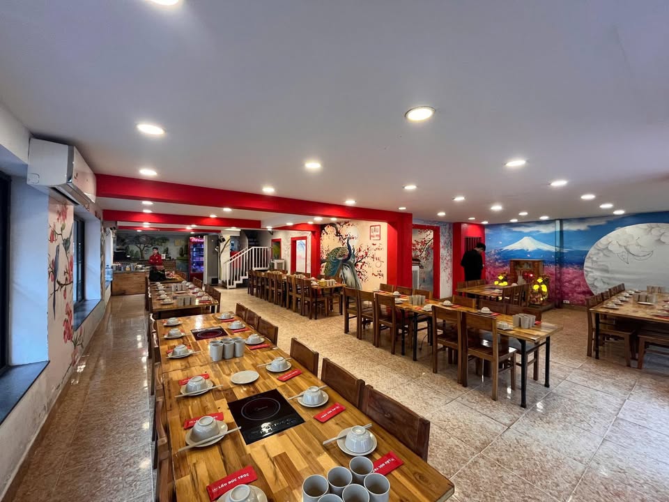 Cho thuê nhà mặt phố Hoàng Cầu, Đống Đa 100m² - Kinh doanh mọi mô hình