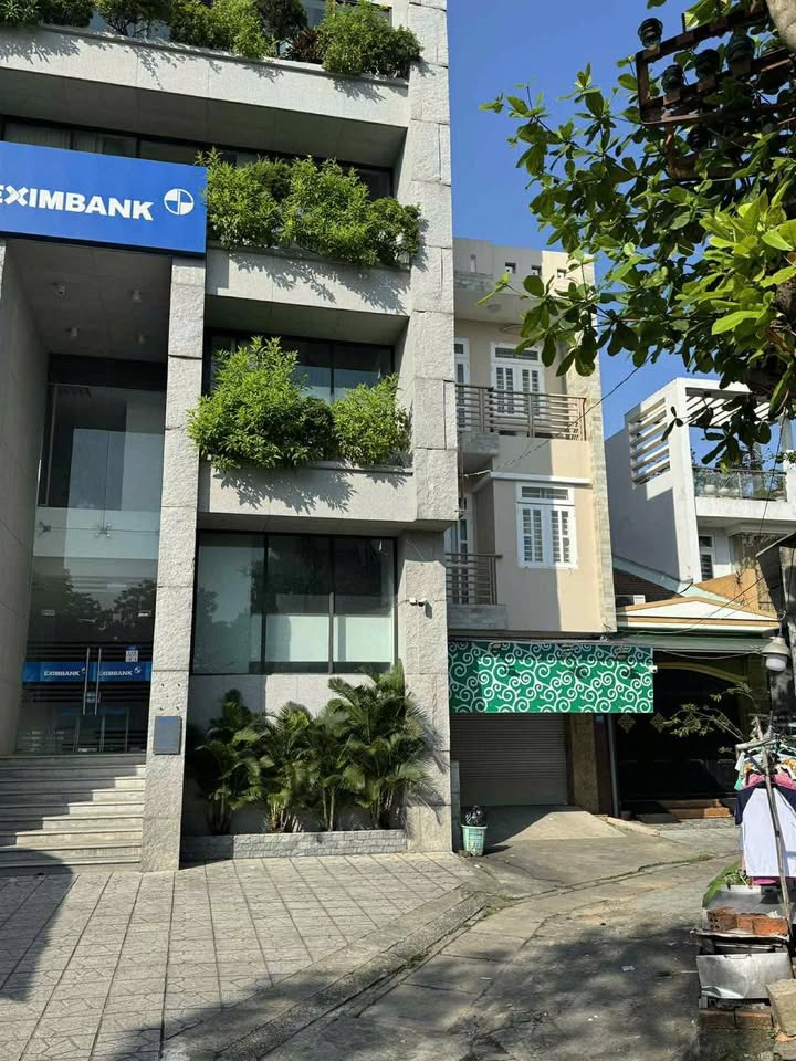 Nhà 1 trệt 2 lầu tại P.Trung Dũng Biên Hòa 150m² giá 11.5 tỷ - Vị trí đắc địa, thương lượng tốt!