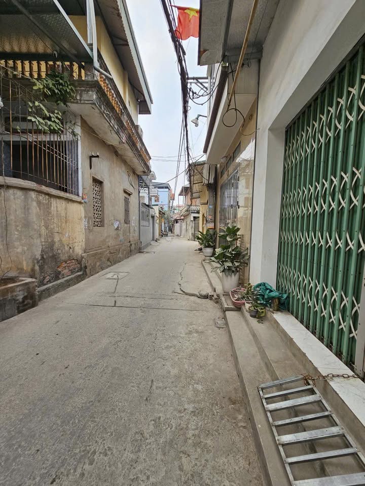 Lô đất Hoàng Mai 36m² giá thỏa thuận - Khu dân cư an ninh tốt