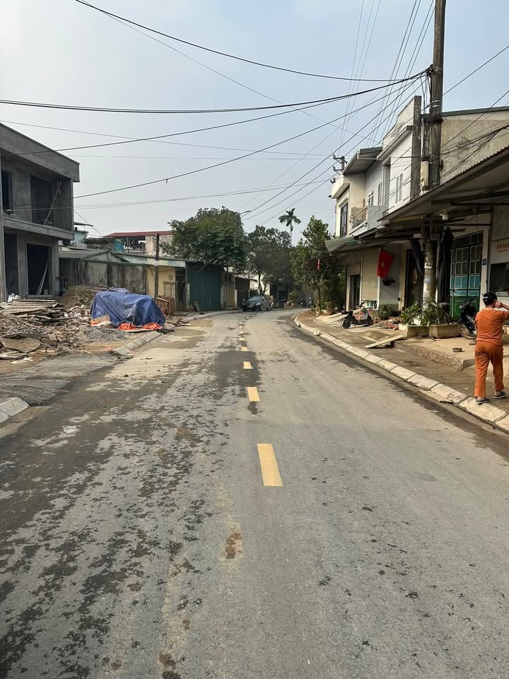 Đất nền đường Trương Quyền, Yên Bái 100m² giá 2 tỷ - Vị trí đắc địa gần chợ KM4