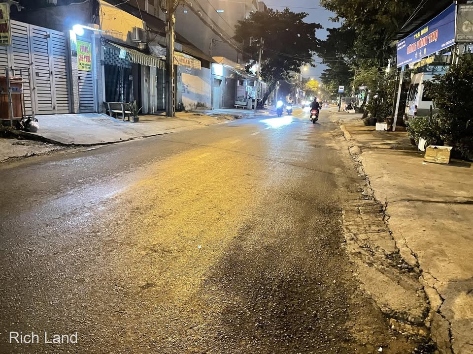 Bán nhà mặt tiền Khuông Việt Tân Phú 135m² giá 16 tỷ - Đầu tư sinh lời ngay!