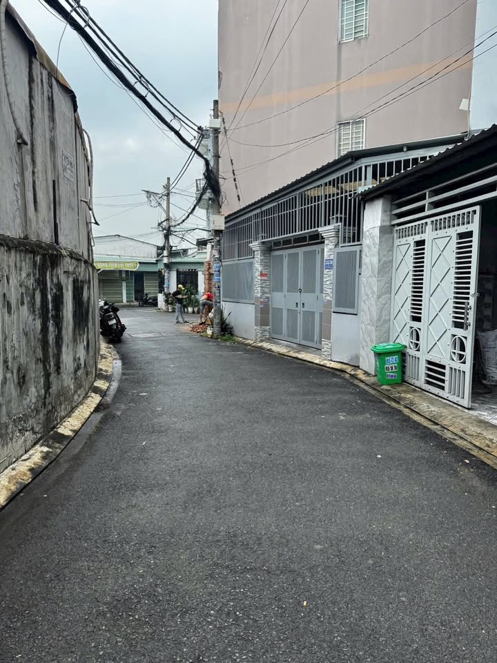 Đất nở hậu 86m² Tân Chánh Hiệp, Quận 12 - Giá chỉ 4.5 tỷ VND, thuận tiện cho xe hơi!