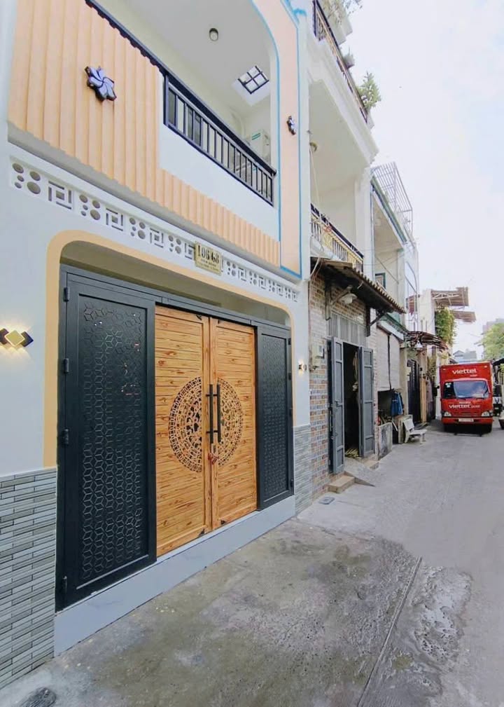 Nhà 1/ Hẻm Xe Hơi Đường Hòa Bình 48m² giá 5.98 tỷ - Full nội thất, sẵn sàng vào ở!