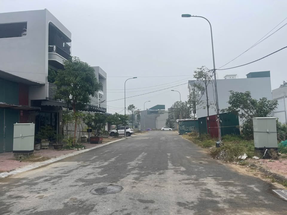 Đất nền Phường Quảng Thành 75m² giá 3 tỷ - Sổ hồng chính chủ, xây dựng tự do!