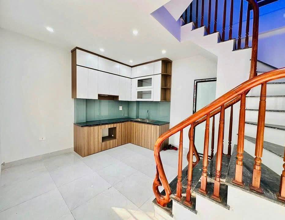 Nhà phố Phạm Văn Đồng, Cầu Giấy 38m² giá 8 tỷ - Vị trí cực hiếm, thiết kế thông minh!