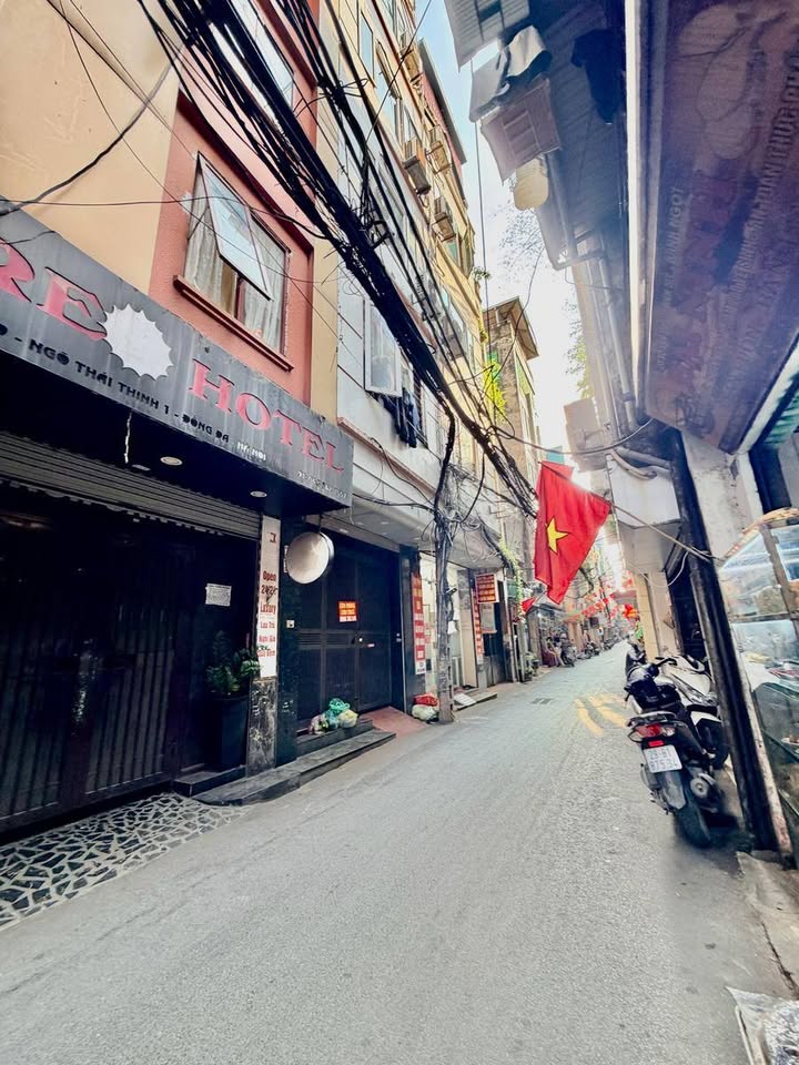 Nhà kinh doanh sầm uất tại Thái Thịnh, Đống Đa 52m² giá 26 tỷ - Lợi nhuận khủng ngay trung tâm!