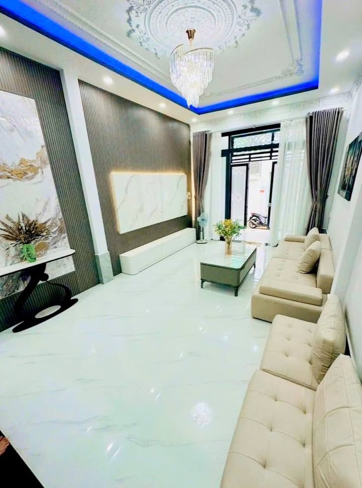 Nhà 2 tầng Lý Phục Man, Quận 7, 104m² giá 6 tỷ - Chính chủ bán gấp!