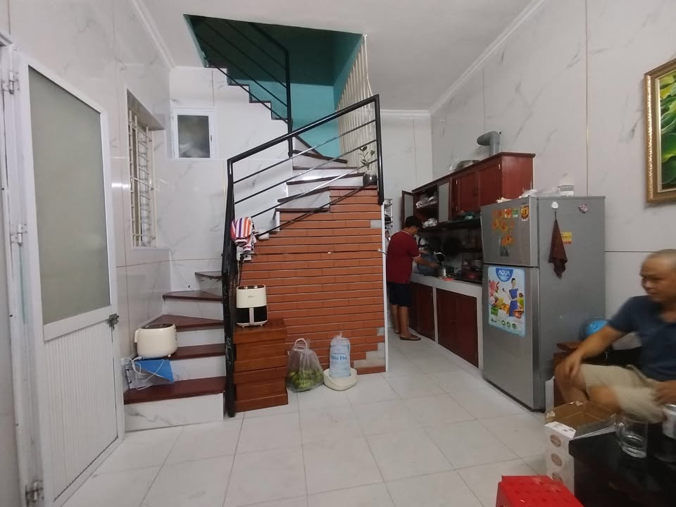 Nhà 4 tầng phố Khâm Thiên 22m² giá 4.85 tỷ - Chính chủ sổ đỏ riêng!