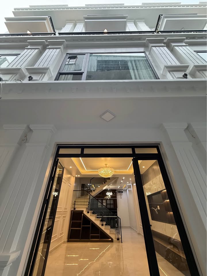 Nhà phố Đường Trung Hành, Hải An 50m² giá 3.95 tỷ - Full nội thất, sẵn sàng ở ngay!