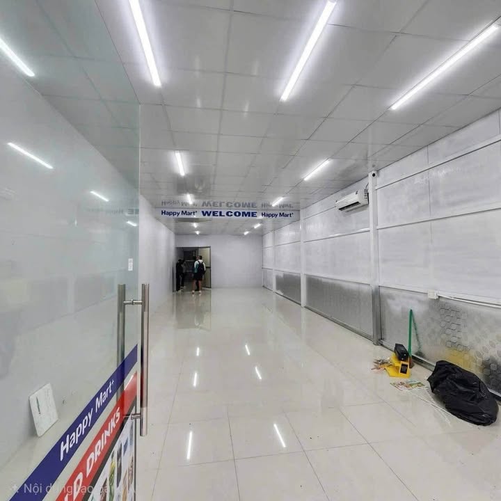 Nhà mặt tiền Lê Duẩn, Đà Nẵng 90m² giá 50 triệu - Vị trí siêu đẹp ngay chợ đêm!