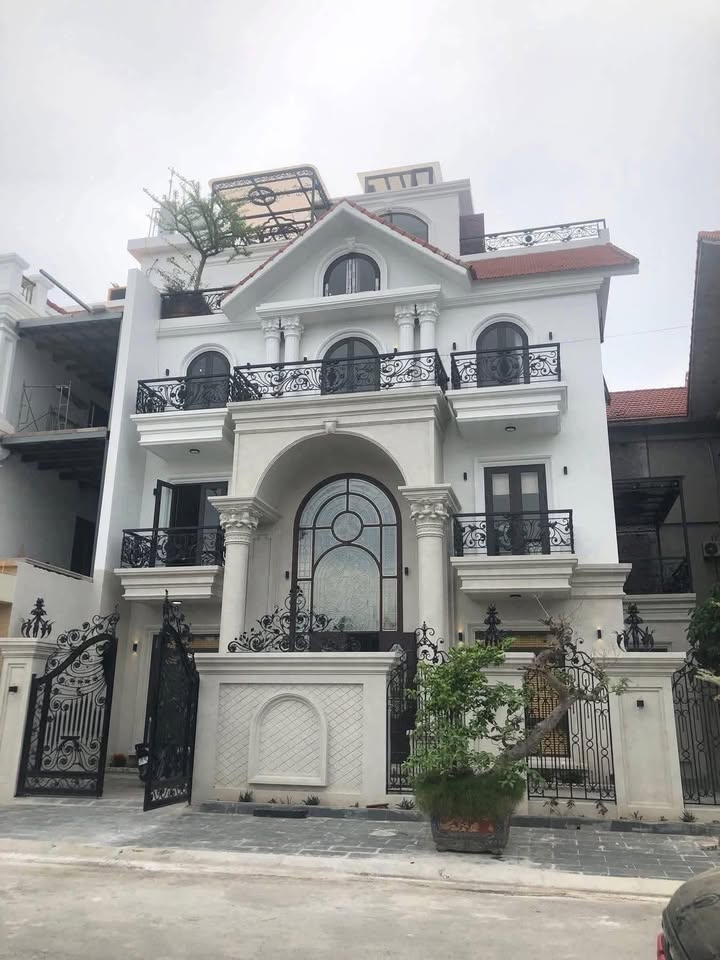 Biệt thự 4 tầng mặt tiền 12m tại Bắc Ninh, giá 30 tỷ - Đầu tư sinh lời ngay!