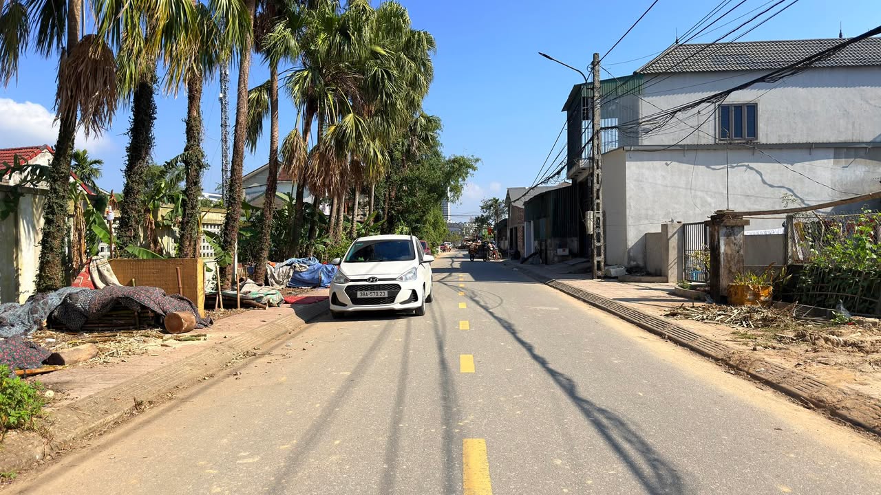 Đất mặt đường Đông Lộ Bắc Thượng Thạch Đài 381m² giá 11 tỷ - Đối diện bến xe khách Hà Tĩnh!