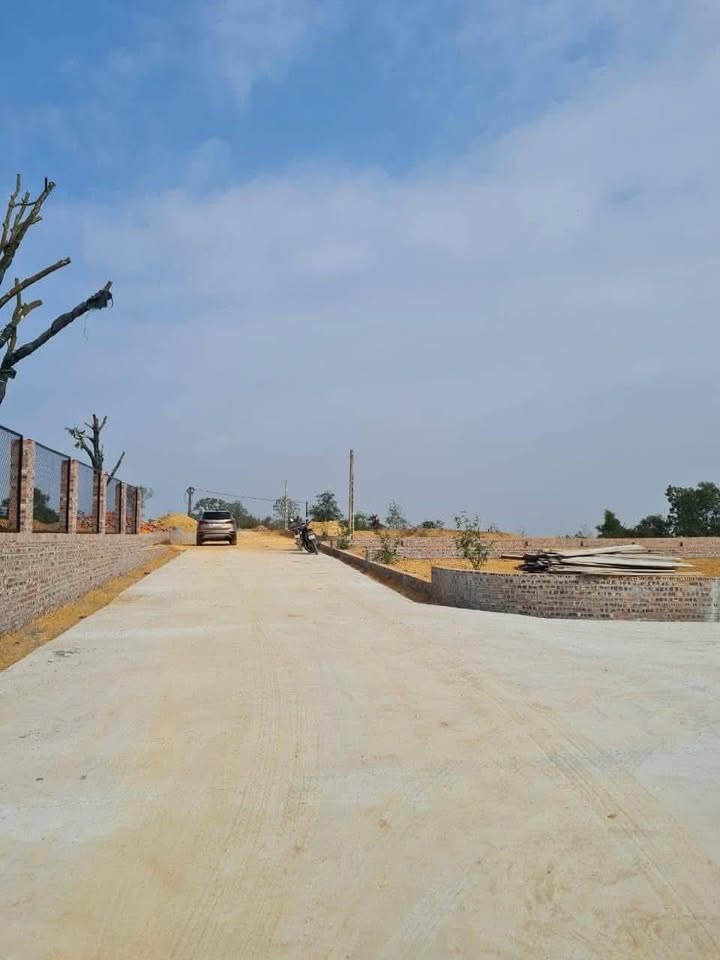 Đất nền Đông Hữu, Phú Sơn, Ba Vì 252m² giá 900 triệu - Sổ hồng chính chủ!