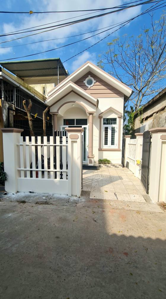 Nhà cấp 4 mái Thái 119m² tại Quảng Ngãi giá 1,98 tỷ - Sẵn sàng vào ở ngay!