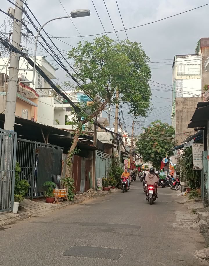 Nhà phố hẻm ô tô Vườn Lài 80m² giá 8.3 tỷ - Pháp lý rõ ràng, sẵn sàng ở ngay!