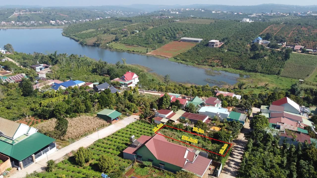 Đất thổ cư 300m² hẻm Lý Thường Kiệt, Di Linh - Giá chỉ 1.4 tỷ!