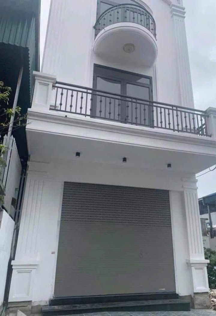 Nhà phố Nhà Thờ, Hạ Long 68.7m² giá 3 tỷ - Chính chủ bán gấp trước Tết!