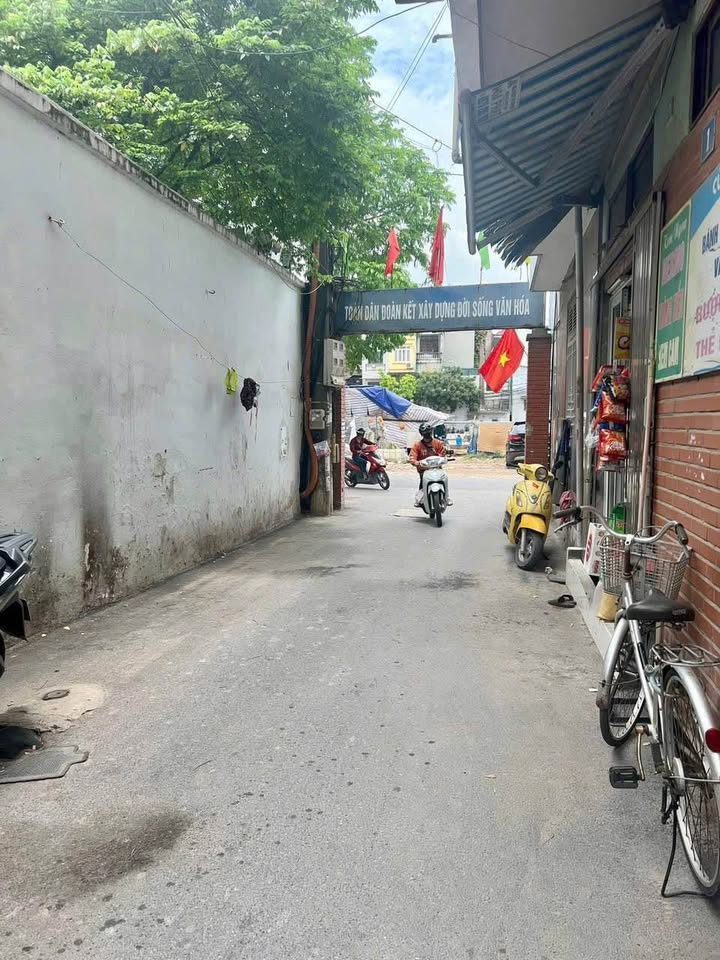 Đất nền đường Ngô Quyền, Hà Đông 34m² giá 8.8 tỷ - Lô đất siêu đẹp, tặng nhà cấp 4!