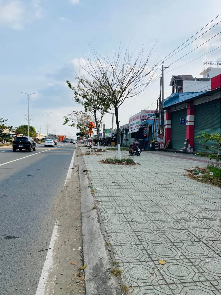 Nhà mặt tiền Quốc lộ 60, An Phước, 494m² giá 6.5 tỷ - Đầu tư sinh lời ngay!