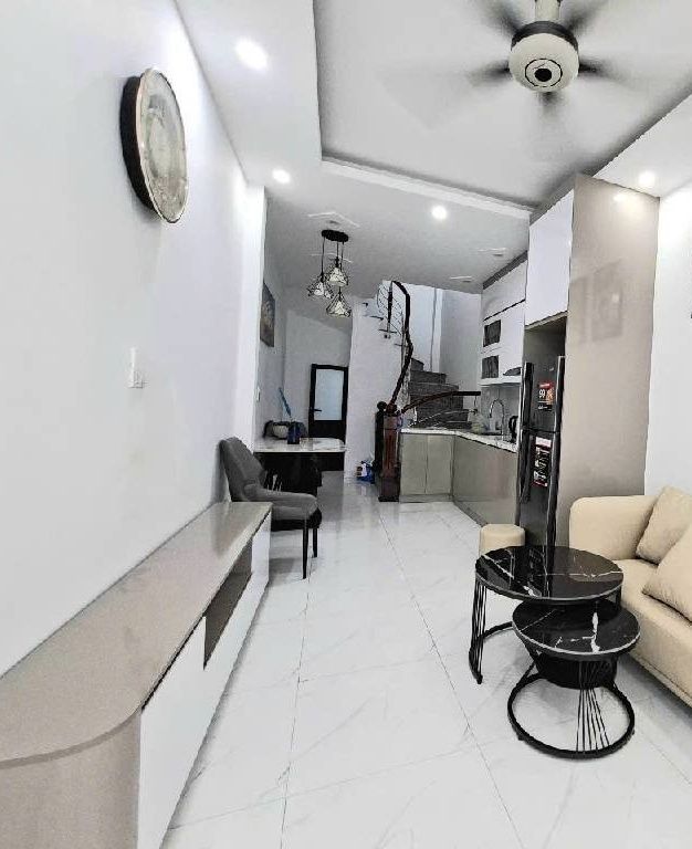 Nhà 4 tầng đường Quang Trung, Hà Đông 33m² - Ô tô đỗ cửa, kinh doanh tuyệt vời!