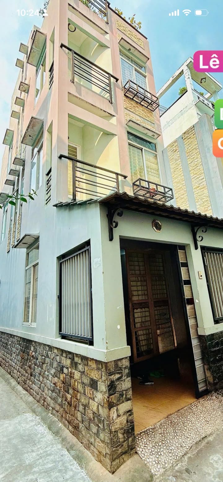 Nhà phố Quận 5 42m² giá 6.98 tỷ - Góc 2 mặt tiền thoáng mát!