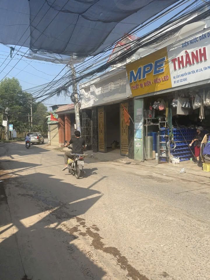Nhà mặt tiền kinh doanh tại Tân Phong, Biên Hòa 84m² giá chỉ 3.85 tỷ - Cơ hội đầu tư lý tưởng!
