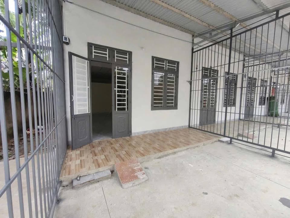 Nhà cho thuê hẻm Nguyễn Văn Linh, 80m² giá 3 triệu - Tiện ích đầy đủ gần trường và chợ