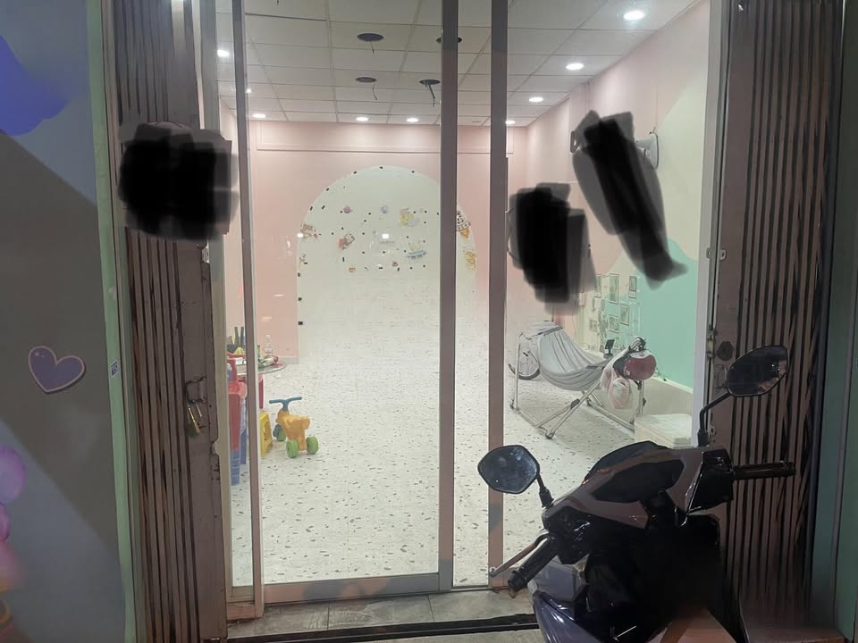 Mặt tiền kinh doanh cho thuê tại Lạc Long Quân, Quận 11 - Giá 10 triệu, diện tích 28m²