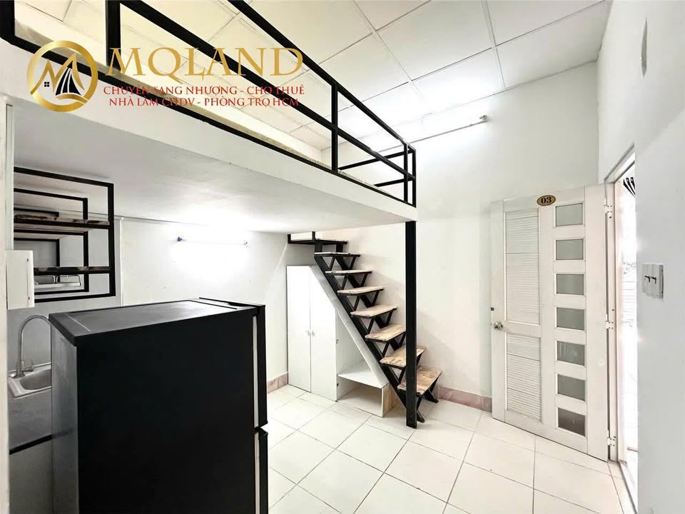 Nhà mặt tiền Cách Mạng Tháng 8, Quận 3, 100m² giá 32 triệu - Đầu tư sinh lời ngay!