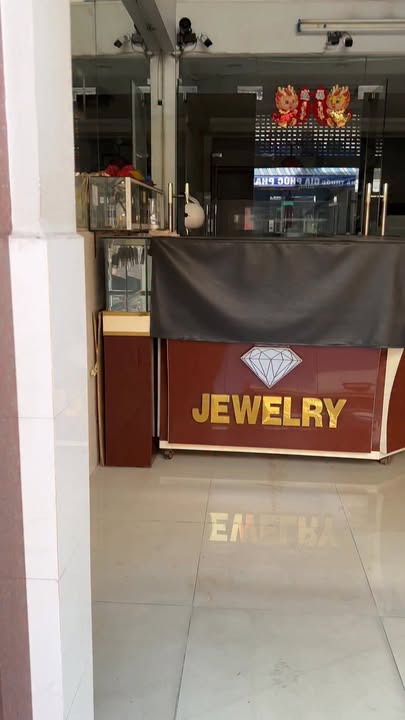 Nhà mặt tiền 47 Ký Hoà, Quận 5, 125m² giá 10 triệu - Phù hợp kinh doanh và ở ngay!