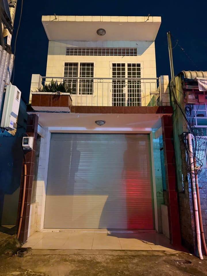 Nhà mặt tiền đường Lê Lợi, Hóc Môn 100m² chỉ 5 triệu/tháng - Thích hợp kinh doanh