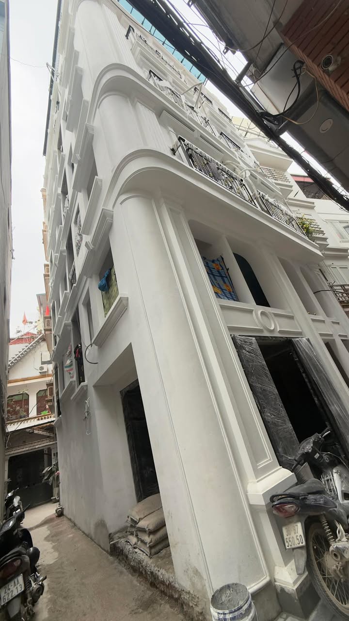 Căn hộ cho thuê Định Công, Hoàng Mai 75m² giá 120 triệu/tháng - Lô góc 2 mặt thoáng!