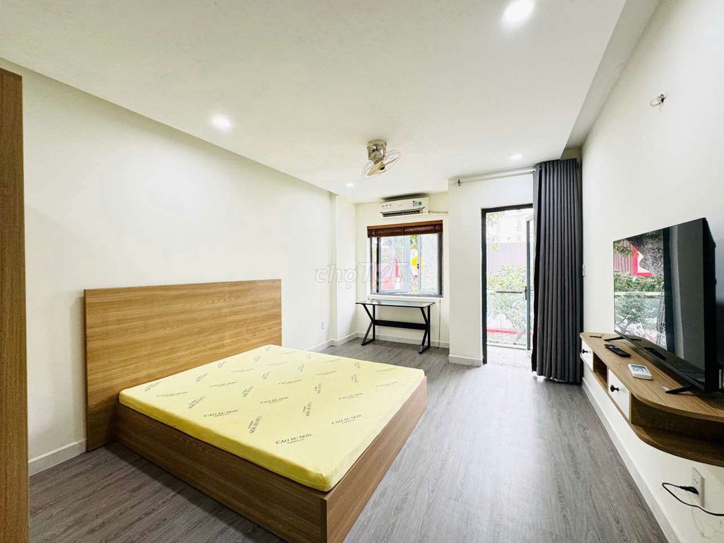 Căn hộ 1PN Bancol 50m² mặt tiền Lý Chính Thắng, Quận 3 - Giá thuê chỉ 9.7 triệu!