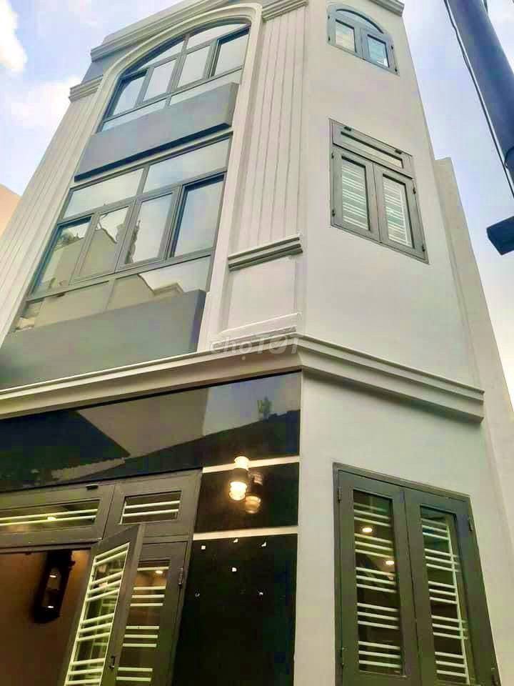 Nhà mới Quận 11 30m² giá 4.85 tỷ - Đầu tư sinh lời 244 triệu/năm!