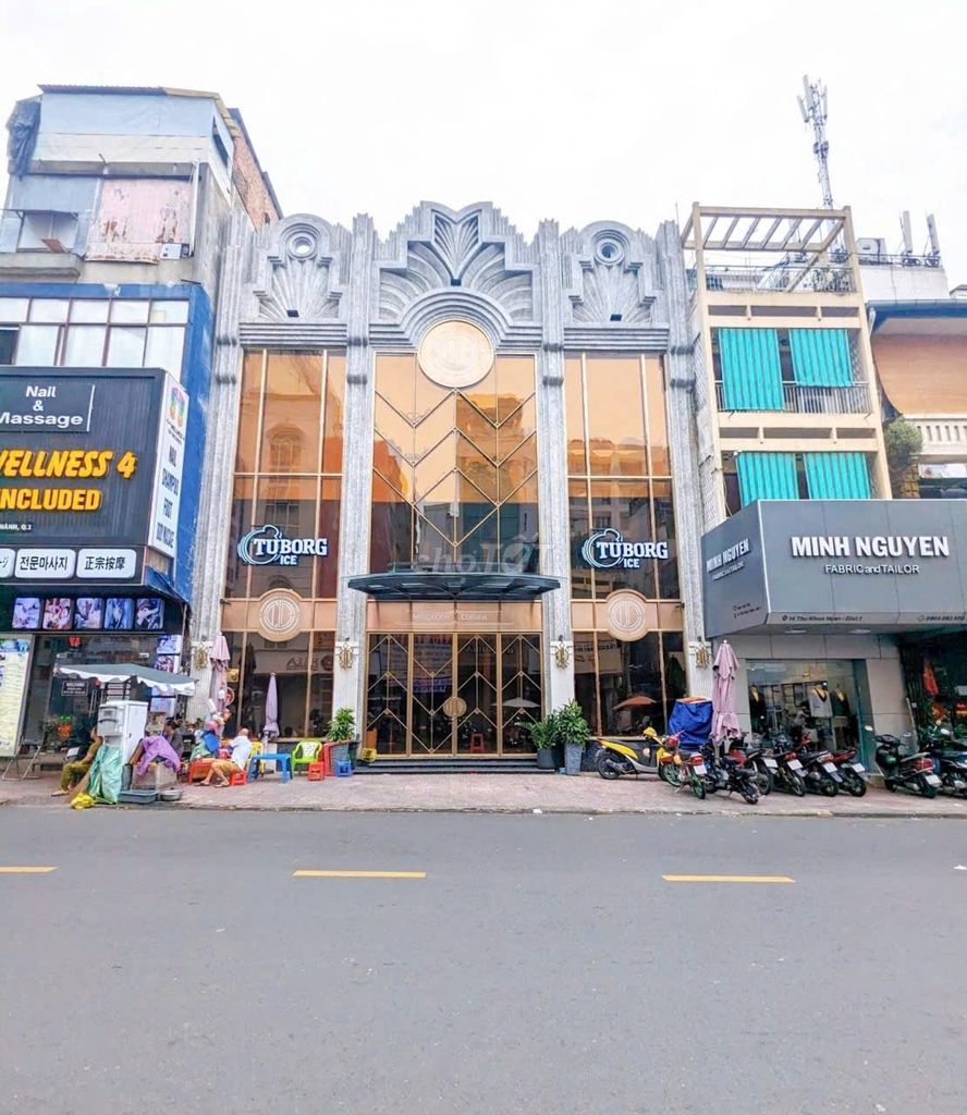 Cho thuê mặt bằng 1000m² đường Hàm Nghi, Quận 1 - Vị trí đắc địa, giá tốt!