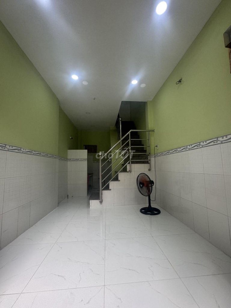 Nhà Quận 8 - 15.6m² giá 1.75 tỷ - Nở hậu tài lộc, mua về ở ngay!