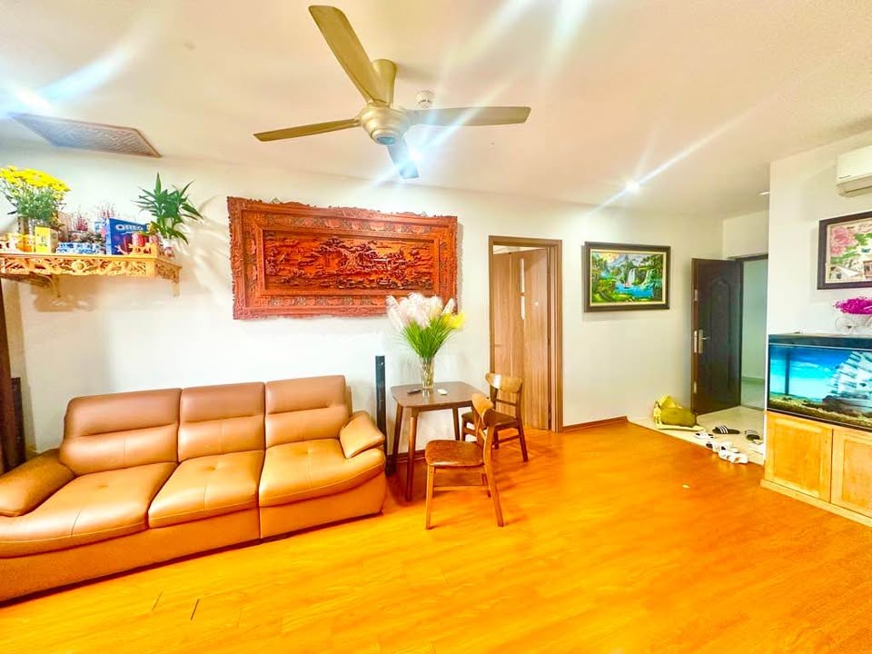 Căn hộ chung cư @homes Tam Trinh 70m² giá 5,1 tỷ - Giao thông thuận lợi!