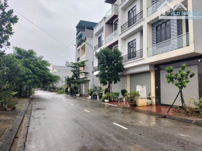 Đất nền Yên Mẫn Bắc Ninh 75m² giá 6 tỷ - Sổ hồng đẹp sang tên nhanh!