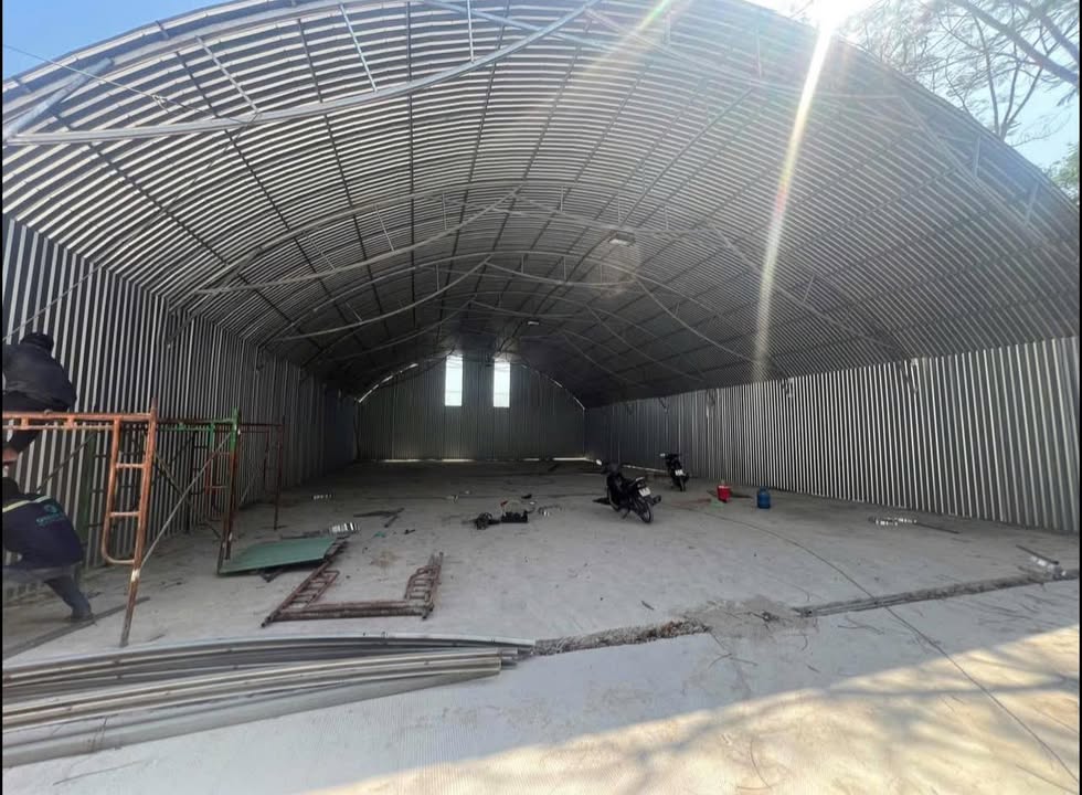 Kho cho thuê tại Huyện Hàm Thuận Bắc 400m² giá 12 triệu - Mặt tiền đường nhựa