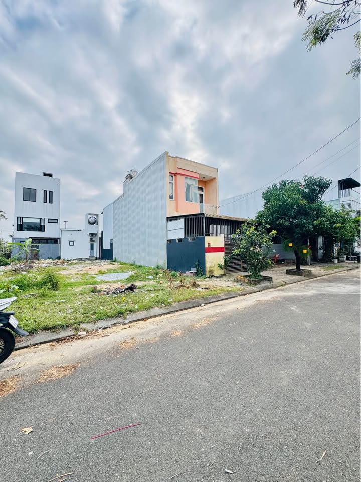 Đất nền Ngũ Hành Sơn Đà Nẵng 110m² giá 4.15 tỷ - Vị trí đắc địa, xây nhà ở lý tưởng!