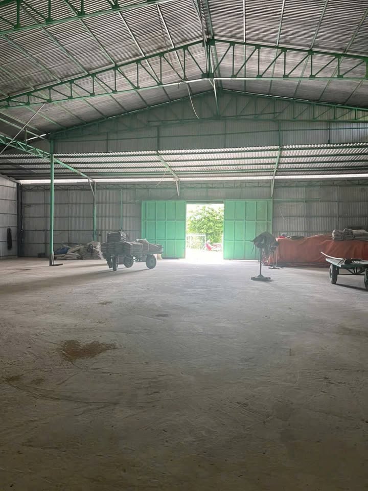 Bán 24 công đất ruộng + Tặng kho xưởng 720m² tại Hòa Bình Thạnh - Giá chỉ 7.68 tỷ!