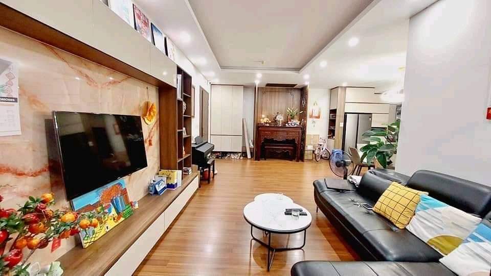 Nhà phố Hạ Đình, Thanh Xuân 52m² giá 5.6 tỷ - Sẵn sàng vào ở ngay!