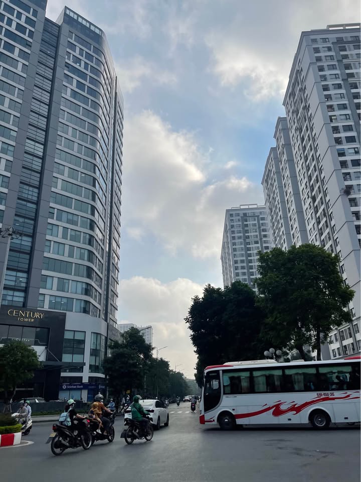 Nhà mặt phố Minh Khai, Quận Hai Bà Trưng, 80m² giá 20 tỷ - Đầu tư sinh lời ngay!